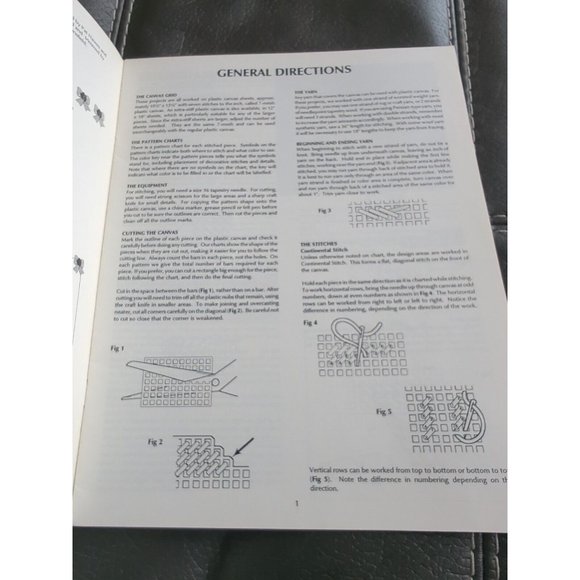 American School of Needlework | 3060 | Plastic Canvas | Fashion Doll Bedroom - Picture 3 of 4